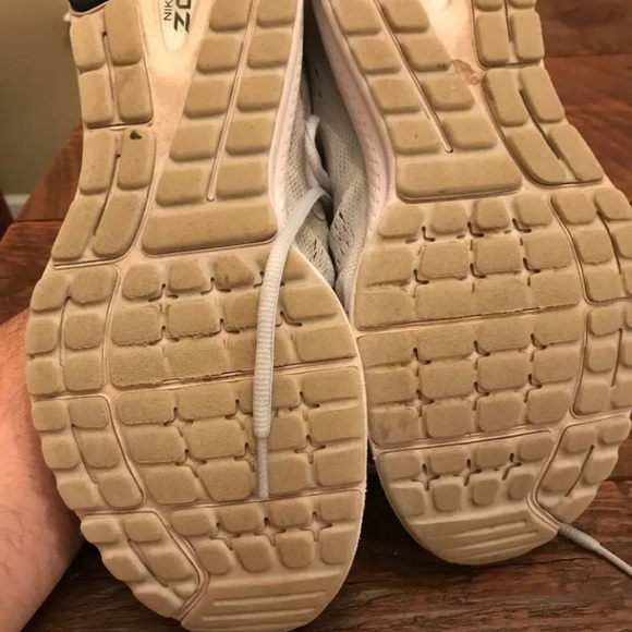 Nike Men’s Zoom Vomero 12 Size 10 Platinum - Picture 4 of 5